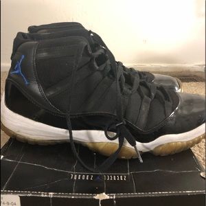 2009 Air Jordan “Spacejam” 11